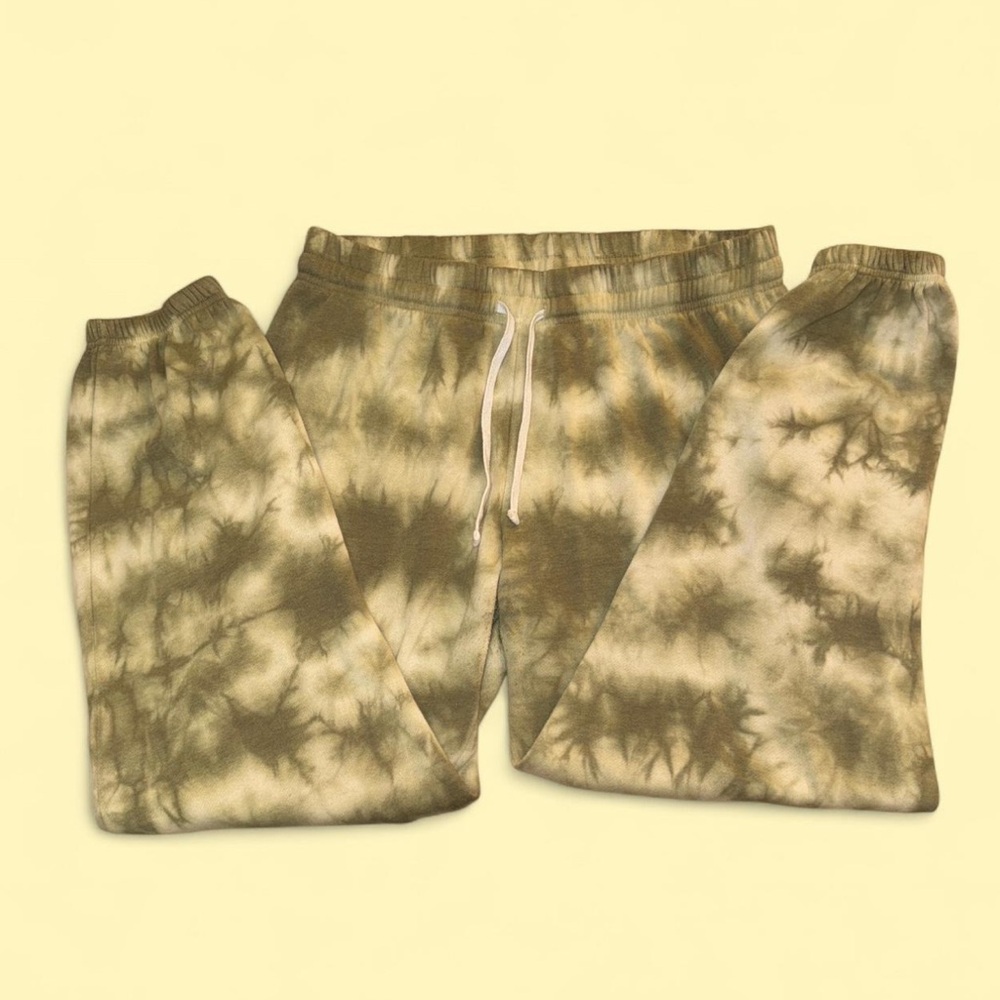 Reflex Active Lounge Wear in Beige